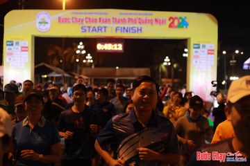 BƯỚC CHẠY CHÀO XUÂN THÀNH PHỐ QUẢNG NGÃI 2024 - Ảnh #1238849