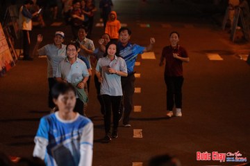 BƯỚC CHẠY CHÀO XUÂN THÀNH PHỐ QUẢNG NGÃI 2024 - Ảnh #1239871