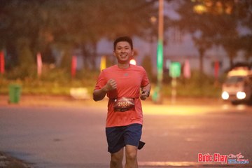 BƯỚC CHẠY CHÀO XUÂN THÀNH PHỐ QUẢNG NGÃI 2024 - Ảnh #1236760