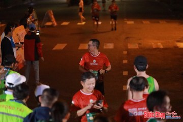 BƯỚC CHẠY CHÀO XUÂN THÀNH PHỐ QUẢNG NGÃI 2024 - Ảnh #1246275