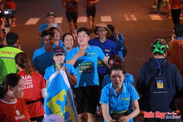 BƯỚC CHẠY CHÀO XUÂN THÀNH PHỐ QUẢNG NGÃI 2024 - Ảnh #1249668
