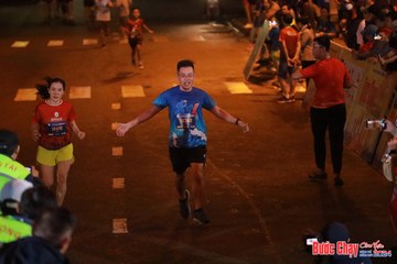 BƯỚC CHẠY CHÀO XUÂN THÀNH PHỐ QUẢNG NGÃI 2024 - Ảnh #1247114