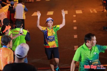 BƯỚC CHẠY CHÀO XUÂN THÀNH PHỐ QUẢNG NGÃI 2024 - Ảnh #1249045