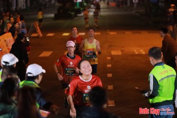 BƯỚC CHẠY CHÀO XUÂN THÀNH PHỐ QUẢNG NGÃI 2024 - Ảnh #1243782