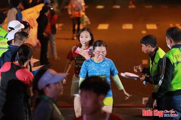BƯỚC CHẠY CHÀO XUÂN THÀNH PHỐ QUẢNG NGÃI 2024 - Ảnh #1243075