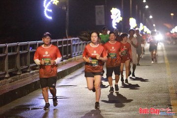 BƯỚC CHẠY CHÀO XUÂN THÀNH PHỐ QUẢNG NGÃI 2024 - Ảnh #1236154