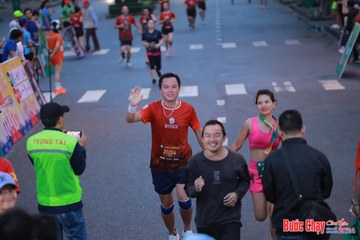 BƯỚC CHẠY CHÀO XUÂN THÀNH PHỐ QUẢNG NGÃI 2024 - Ảnh #1250605