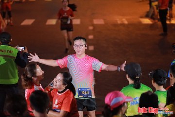 BƯỚC CHẠY CHÀO XUÂN THÀNH PHỐ QUẢNG NGÃI 2024 - Ảnh #1249272