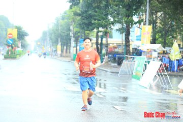 BƯỚC CHẠY CHÀO XUÂN THÀNH PHỐ QUẢNG NGÃI 2024 - Ảnh #1238474
