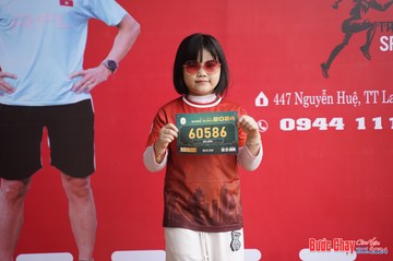 BƯỚC CHẠY CHÀO XUÂN THÀNH PHỐ QUẢNG NGÃI 2024 - Ảnh #1195094