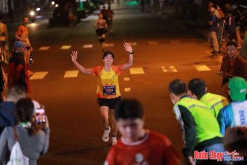 BƯỚC CHẠY CHÀO XUÂN THÀNH PHỐ QUẢNG NGÃI 2024 - Ảnh #1243353