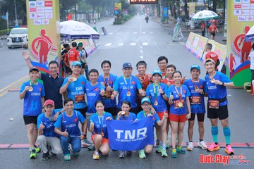 BƯỚC CHẠY CHÀO XUÂN THÀNH PHỐ QUẢNG NGÃI 2024 - Ảnh #1252372