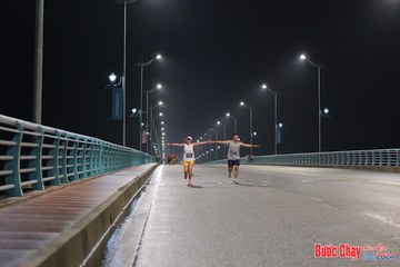 BƯỚC CHẠY CHÀO XUÂN THÀNH PHỐ QUẢNG NGÃI 2024 - Ảnh #1253123