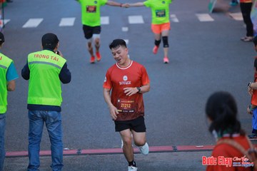 BƯỚC CHẠY CHÀO XUÂN THÀNH PHỐ QUẢNG NGÃI 2024 - Ảnh #1250992