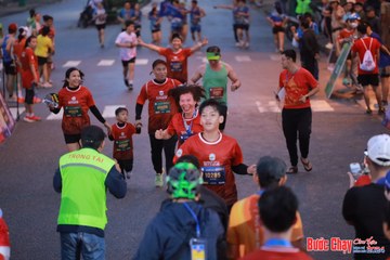 BƯỚC CHẠY CHÀO XUÂN THÀNH PHỐ QUẢNG NGÃI 2024 - Ảnh #1250206