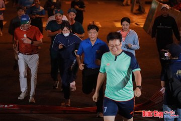 BƯỚC CHẠY CHÀO XUÂN THÀNH PHỐ QUẢNG NGÃI 2024 - Ảnh #1239723