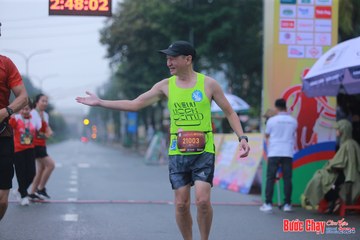 BƯỚC CHẠY CHÀO XUÂN THÀNH PHỐ QUẢNG NGÃI 2024 - Ảnh #1222315