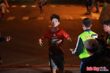 BƯỚC CHẠY CHÀO XUÂN THÀNH PHỐ QUẢNG NGÃI 2024 - Ảnh #1242921