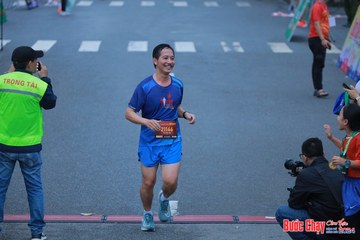 BƯỚC CHẠY CHÀO XUÂN THÀNH PHỐ QUẢNG NGÃI 2024 - Ảnh #1251786