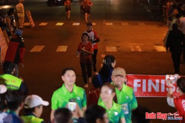BƯỚC CHẠY CHÀO XUÂN THÀNH PHỐ QUẢNG NGÃI 2024 - Ảnh #1246529