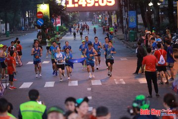 BƯỚC CHẠY CHÀO XUÂN THÀNH PHỐ QUẢNG NGÃI 2024 - Ảnh #1250224