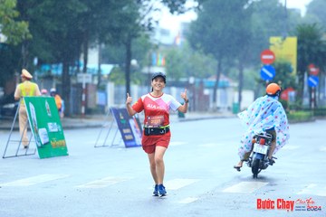 BƯỚC CHẠY CHÀO XUÂN THÀNH PHỐ QUẢNG NGÃI 2024 - Ảnh #1238393