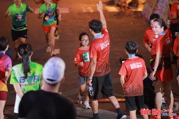 BƯỚC CHẠY CHÀO XUÂN THÀNH PHỐ QUẢNG NGÃI 2024 - Ảnh #1249310