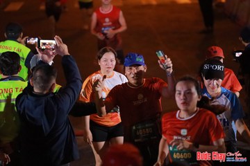 BƯỚC CHẠY CHÀO XUÂN THÀNH PHỐ QUẢNG NGÃI 2024 - Ảnh #1247234