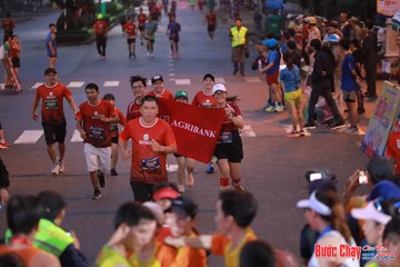 BƯỚC CHẠY CHÀO XUÂN THÀNH PHỐ QUẢNG NGÃI 2024 - Ảnh #1249961