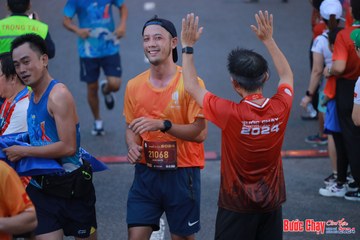 BƯỚC CHẠY CHÀO XUÂN THÀNH PHỐ QUẢNG NGÃI 2024 - Ảnh #1251033