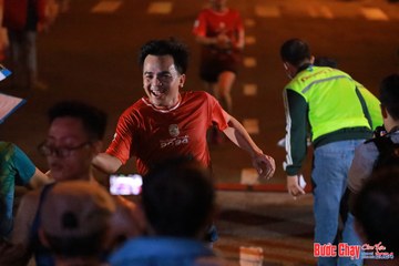 BƯỚC CHẠY CHÀO XUÂN THÀNH PHỐ QUẢNG NGÃI 2024 - Ảnh #1242194