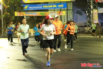 BƯỚC CHẠY CHÀO XUÂN THÀNH PHỐ QUẢNG NGÃI 2024 - Ảnh #1223573