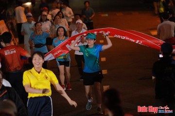 BƯỚC CHẠY CHÀO XUÂN THÀNH PHỐ QUẢNG NGÃI 2024 - Ảnh #1240377