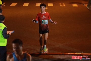 BƯỚC CHẠY CHÀO XUÂN THÀNH PHỐ QUẢNG NGÃI 2024 - Ảnh #1241229