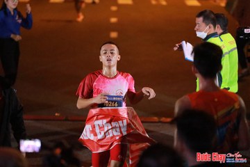 BƯỚC CHẠY CHÀO XUÂN THÀNH PHỐ QUẢNG NGÃI 2024 - Ảnh #1241865