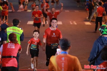 BƯỚC CHẠY CHÀO XUÂN THÀNH PHỐ QUẢNG NGÃI 2024 - Ảnh #1249528