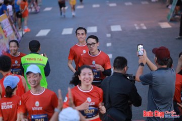 BƯỚC CHẠY CHÀO XUÂN THÀNH PHỐ QUẢNG NGÃI 2024 - Ảnh #1250559