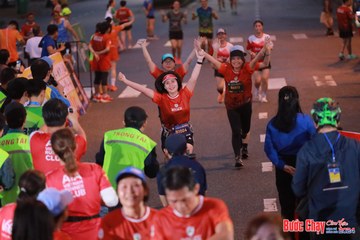 BƯỚC CHẠY CHÀO XUÂN THÀNH PHỐ QUẢNG NGÃI 2024 - Ảnh #1249821