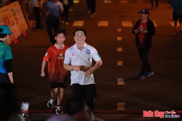 BƯỚC CHẠY CHÀO XUÂN THÀNH PHỐ QUẢNG NGÃI 2024 - Ảnh #1240090