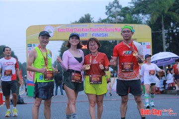 BƯỚC CHẠY CHÀO XUÂN THÀNH PHỐ QUẢNG NGÃI 2024 - Ảnh #1221685
