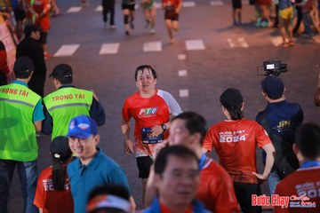 BƯỚC CHẠY CHÀO XUÂN THÀNH PHỐ QUẢNG NGÃI 2024 - Ảnh #1250002