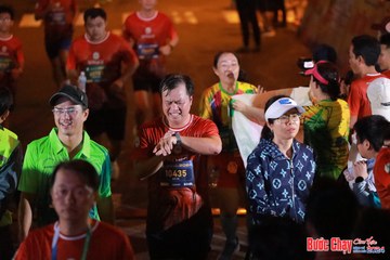 BƯỚC CHẠY CHÀO XUÂN THÀNH PHỐ QUẢNG NGÃI 2024 - Ảnh #1248185