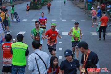 BƯỚC CHẠY CHÀO XUÂN THÀNH PHỐ QUẢNG NGÃI 2024 - Ảnh #1251896