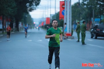BƯỚC CHẠY CHÀO XUÂN THÀNH PHỐ QUẢNG NGÃI 2024 - Ảnh #1236880