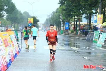 BƯỚC CHẠY CHÀO XUÂN THÀNH PHỐ QUẢNG NGÃI 2024 - Ảnh #1238514