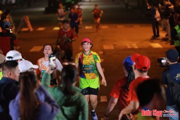 BƯỚC CHẠY CHÀO XUÂN THÀNH PHỐ QUẢNG NGÃI 2024 - Ảnh #1244295
