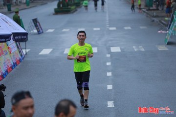 BƯỚC CHẠY CHÀO XUÂN THÀNH PHỐ QUẢNG NGÃI 2024 - Ảnh #1252224