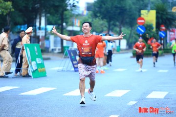 BƯỚC CHẠY CHÀO XUÂN THÀNH PHỐ QUẢNG NGÃI 2024 - Ảnh #1230125