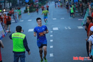 BƯỚC CHẠY CHÀO XUÂN THÀNH PHỐ QUẢNG NGÃI 2024 - Ảnh #1251196