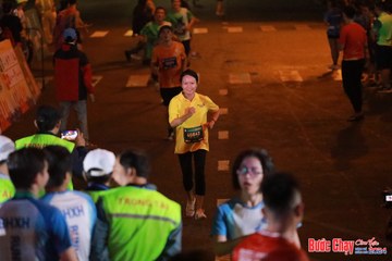 BƯỚC CHẠY CHÀO XUÂN THÀNH PHỐ QUẢNG NGÃI 2024 - Ảnh #1252431